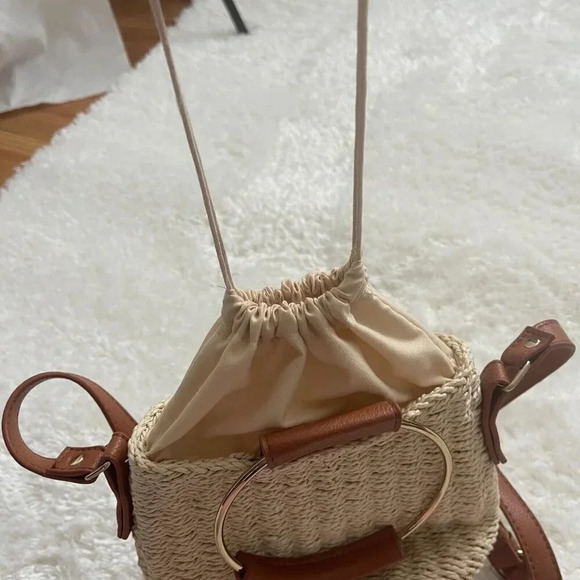 Vinnie Louise Havana Woven Bag - new with out tags - Picture 3 of 10